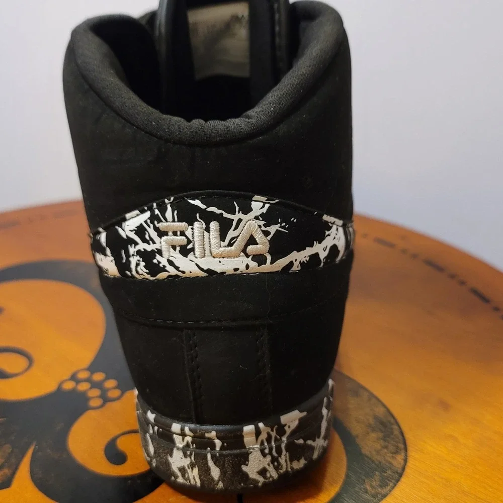 Fila vulc 13